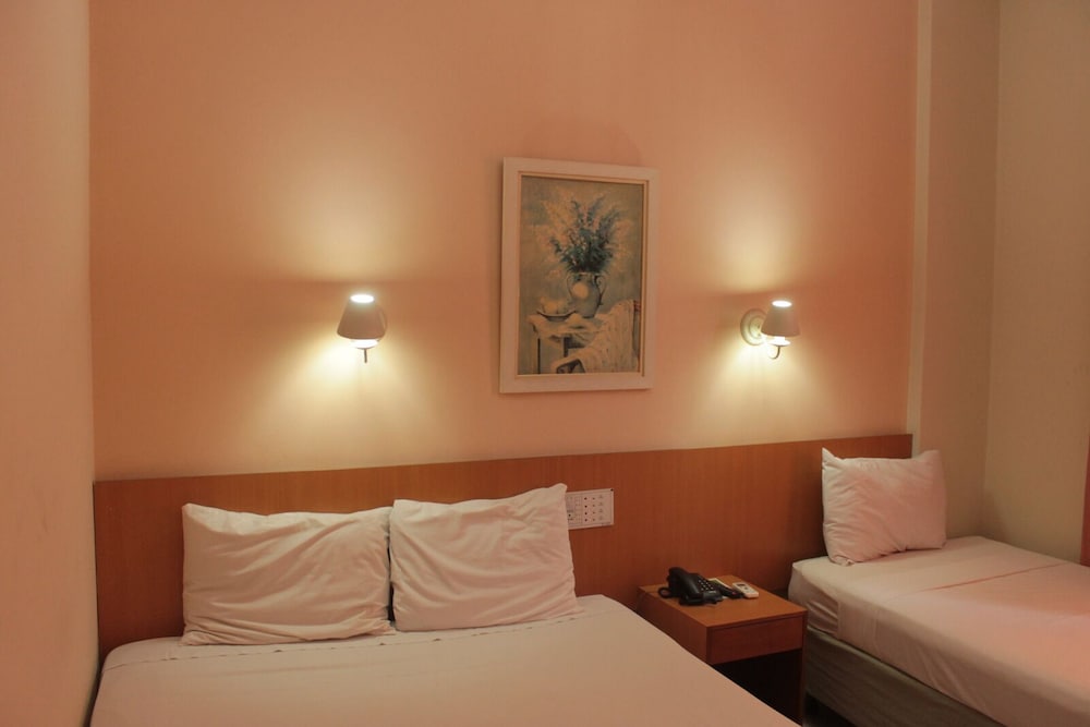 Standard Triple Room - Photo 3