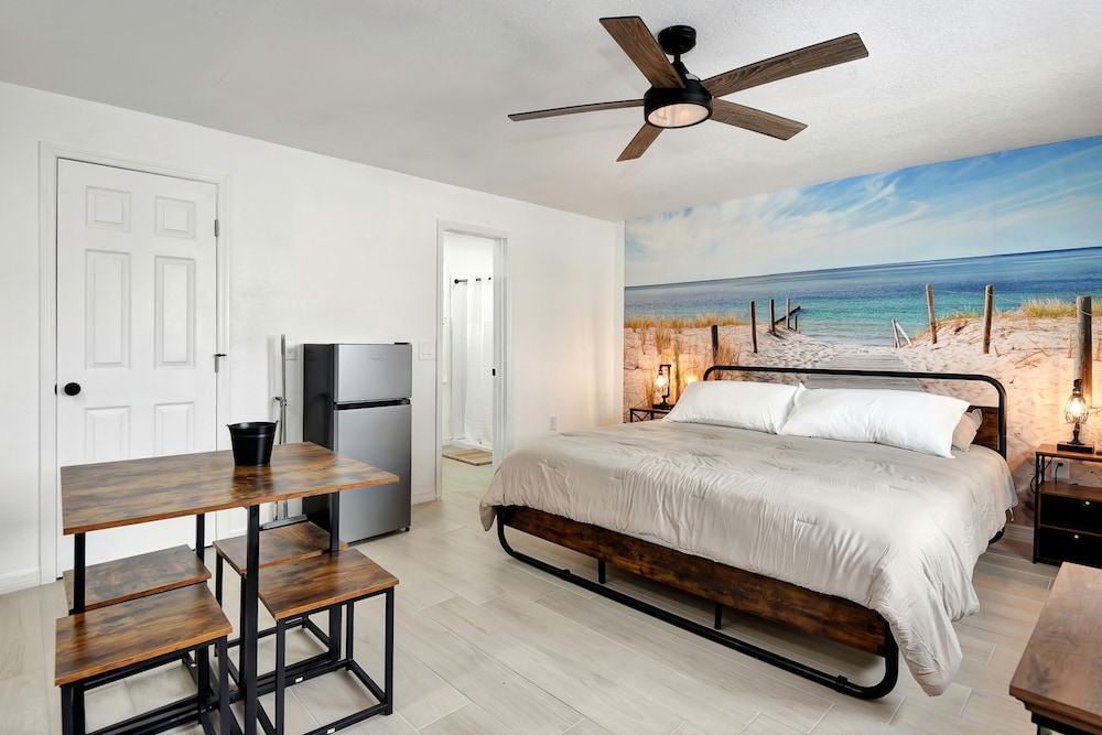 Studio Suite Queen bed Kitchen Walk in Shower 1, Billede 36