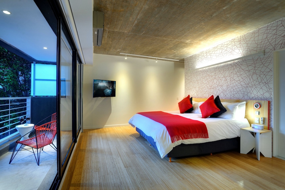 Deluxe Suite, 1 Bedroom, Balcony