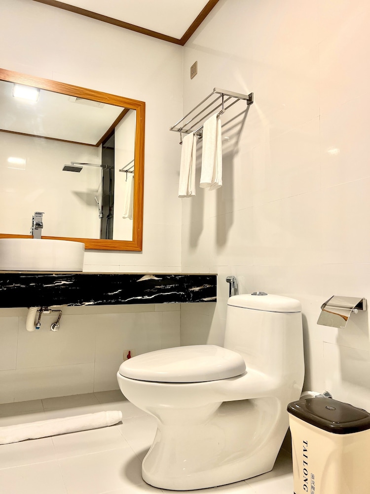 Deluxe Double Room - Photo 7