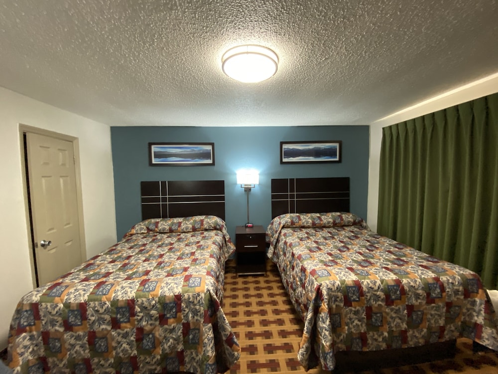 Double Room, 2 Double Beds, Smoking photo 3