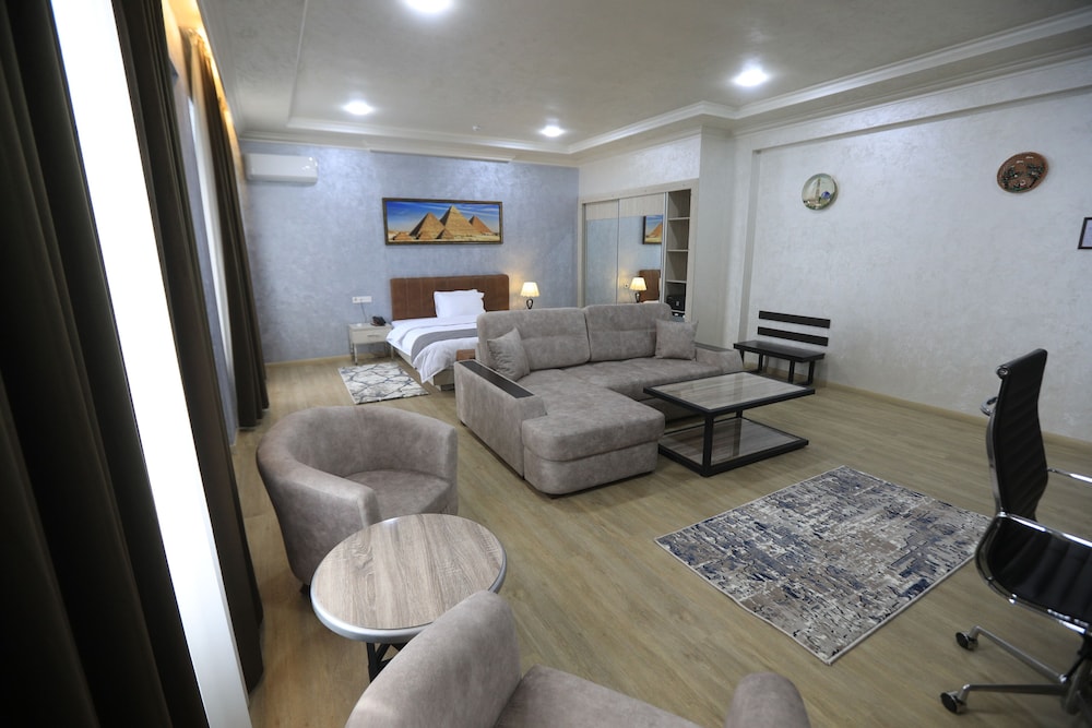 Deluxe Double Room photo 3