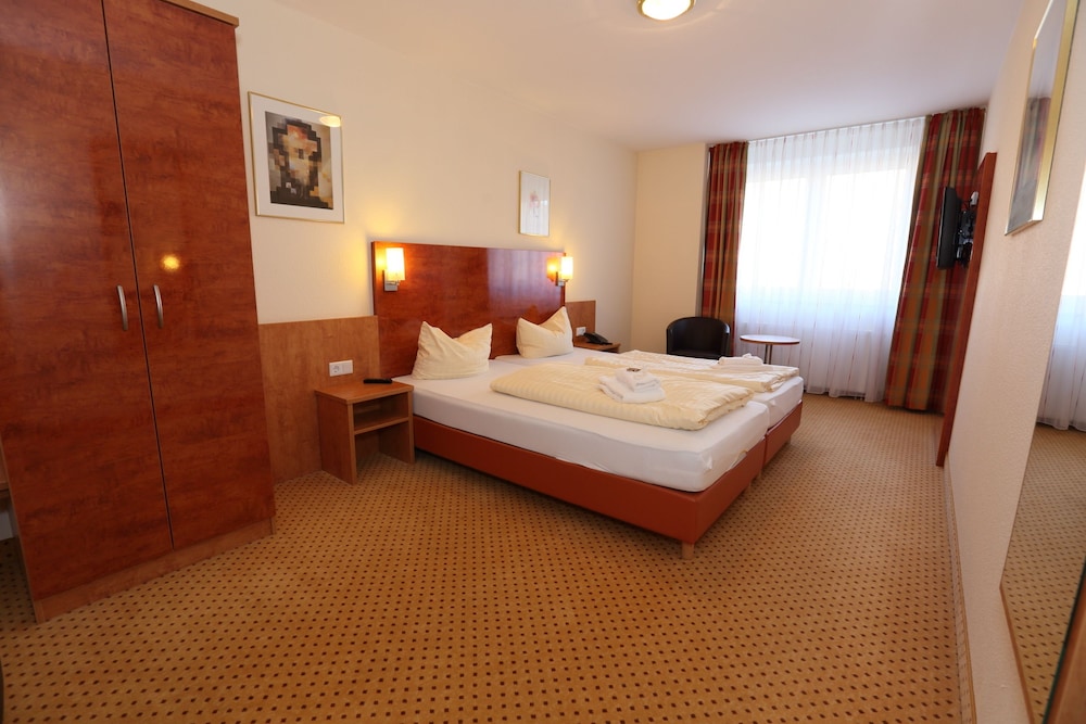 Double Room - Photo 1