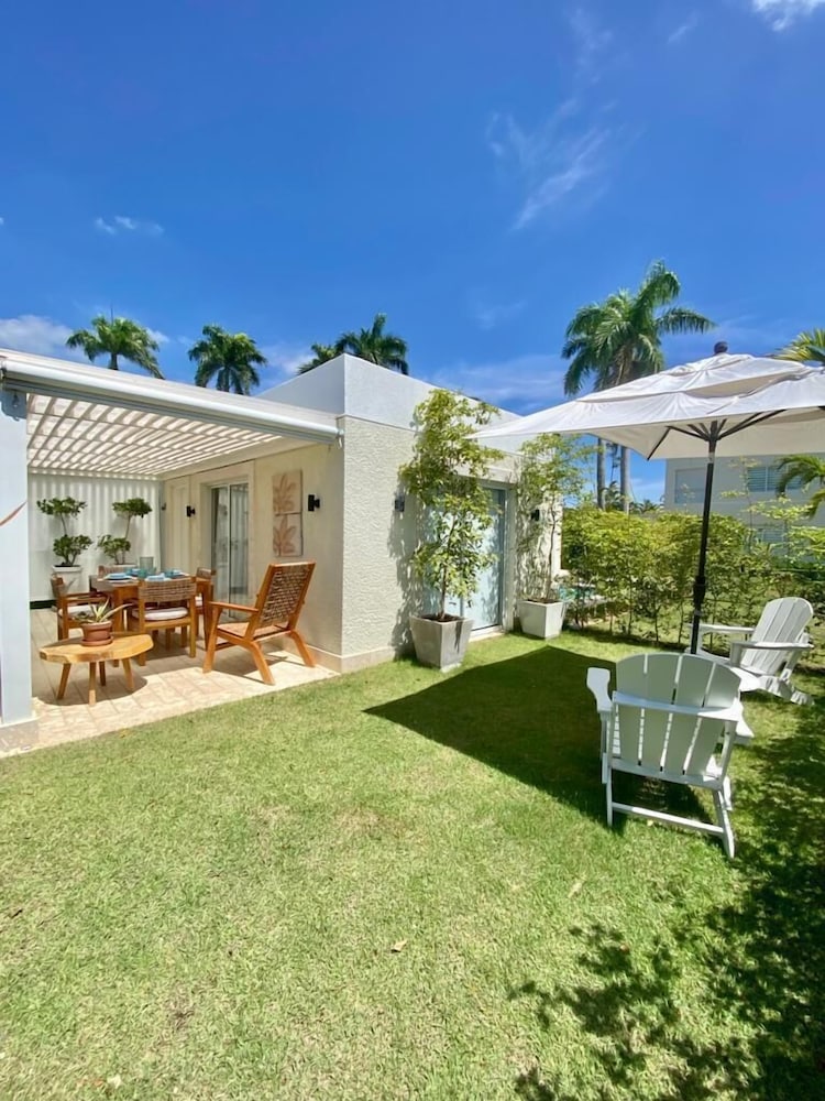 Comfort Villa, Balcony, Garden View