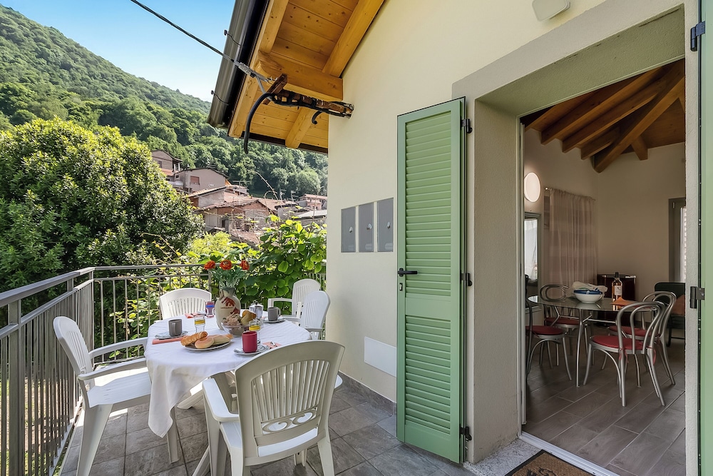 Family Studio, Mountain View, Mountainside (Bucaneve Apartment)