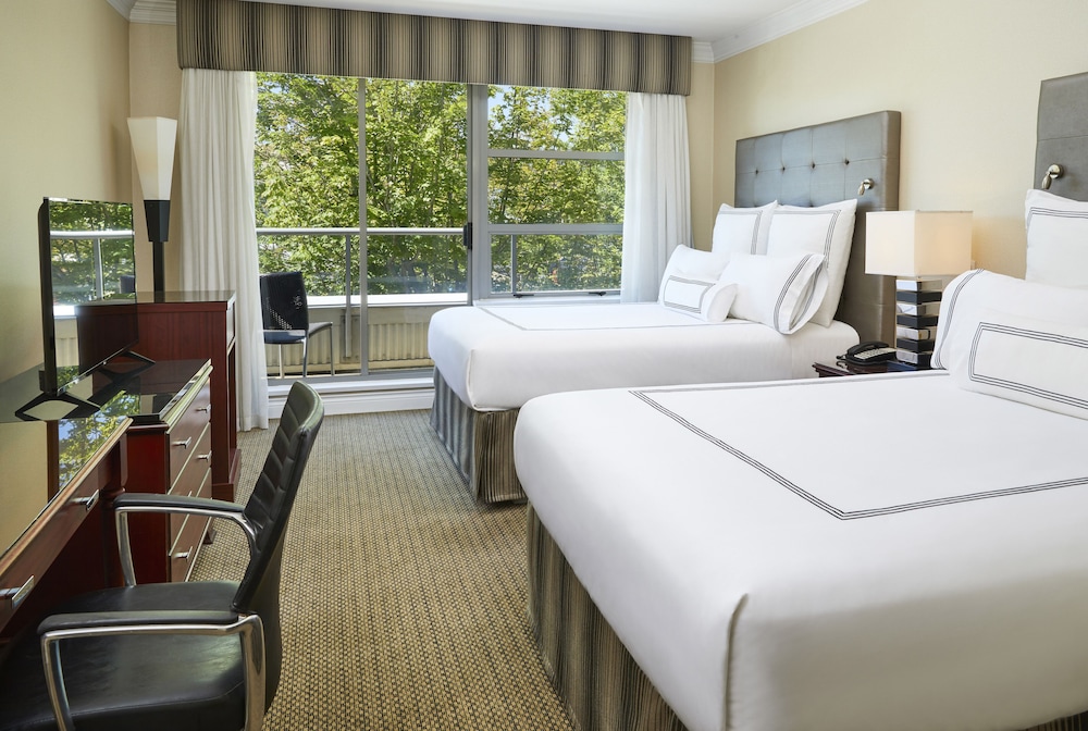 Premium Room, 2 Double Beds, Balcony