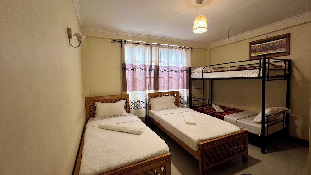 Standard Quadruple Room - Photo 2