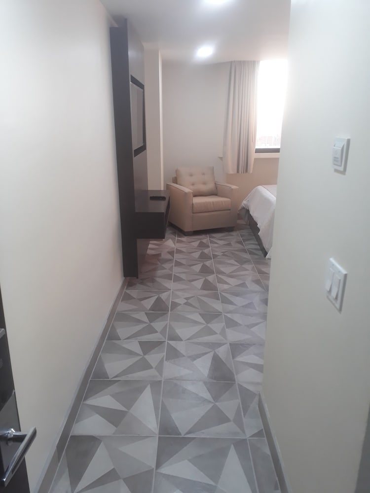 Premium Room, 1 King Bed, Ocean View photo 2