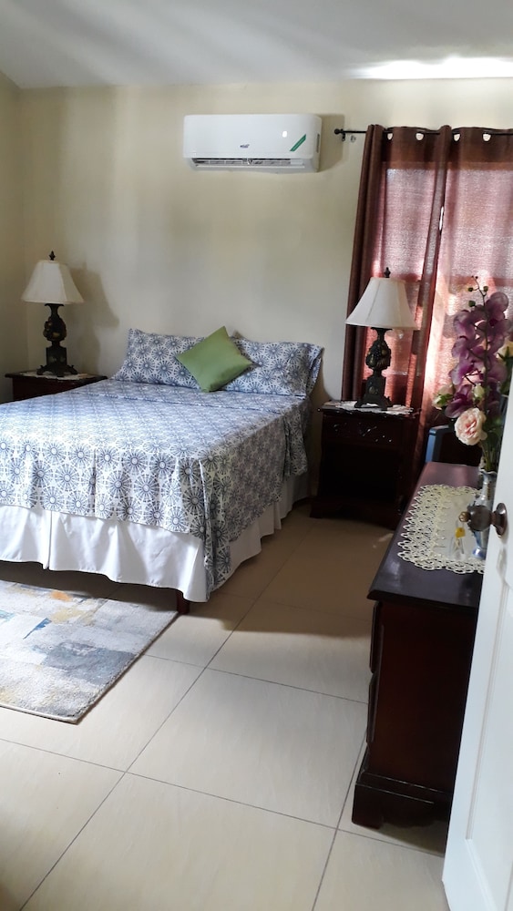 Basic Double Room, 1 Double Bed photo 1