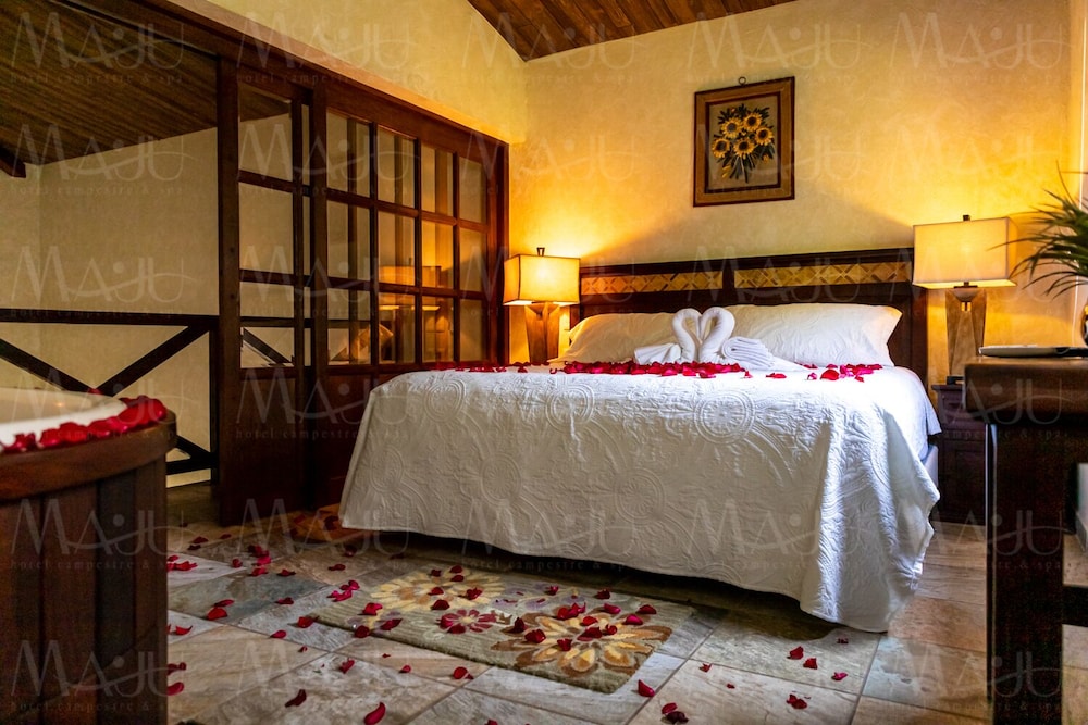Love Suite