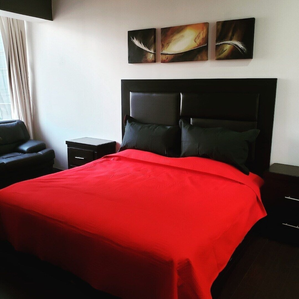 Luxury Suite photo 1