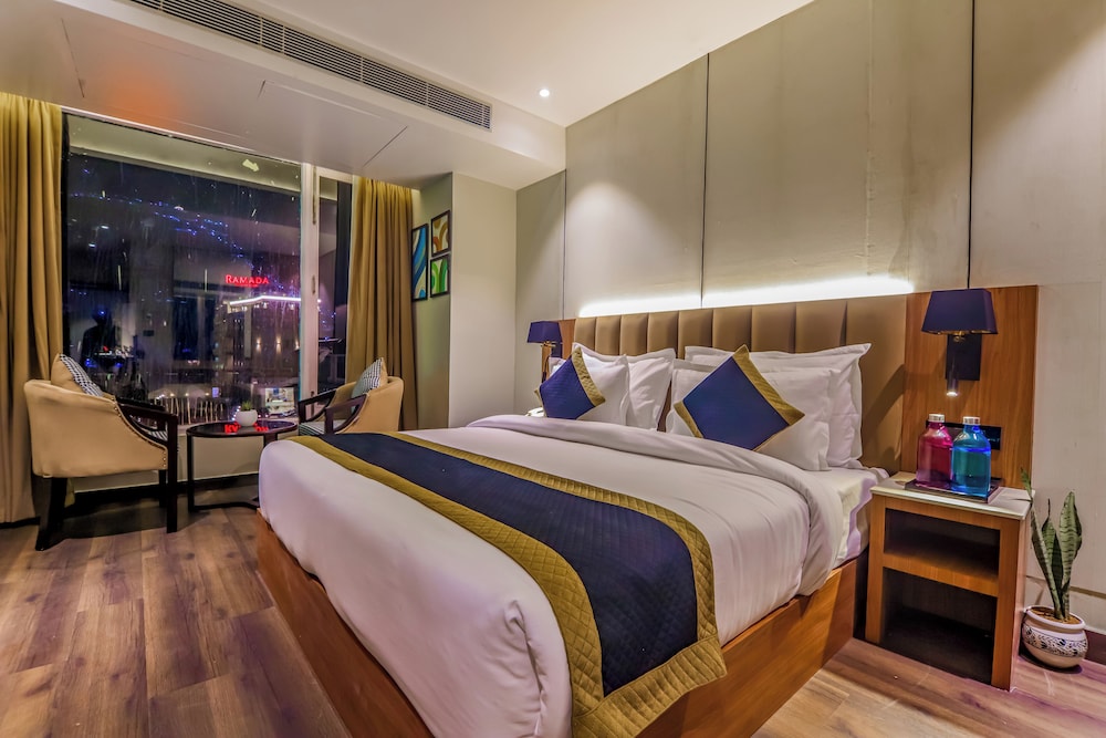 Executive Room, Mountain View