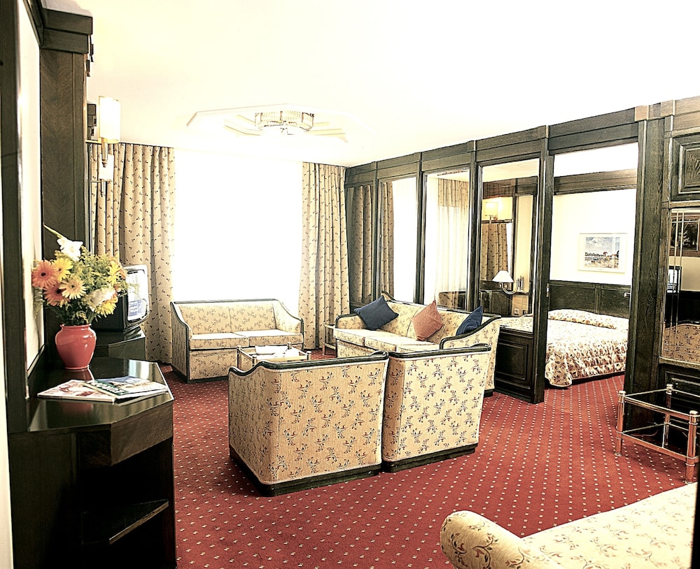 Royal Suite Room (Sea View- Old City View) photo 1