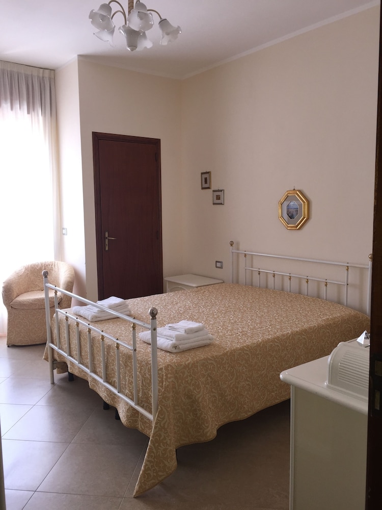 Triple Room, Ensuite