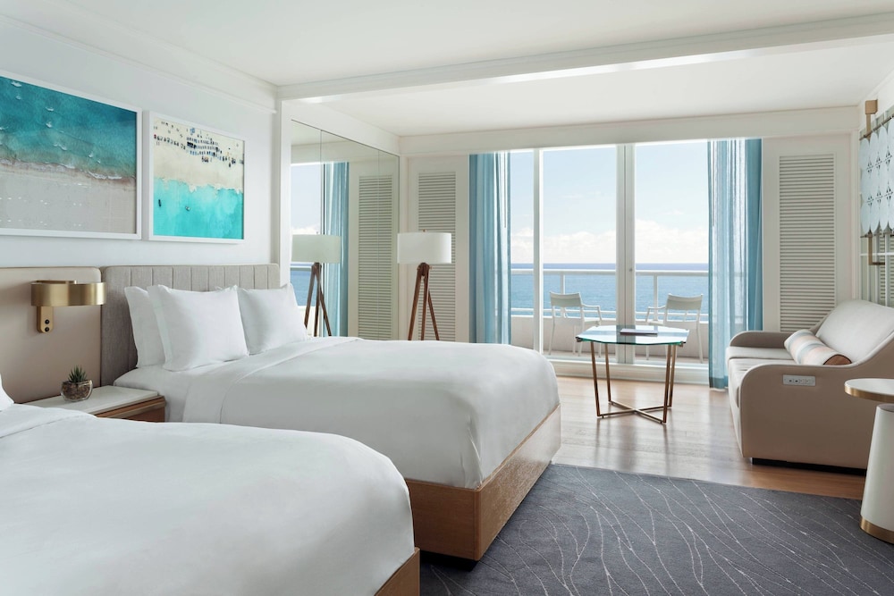Club Room, 2 Queen Beds, Oceanfront - Photo 4