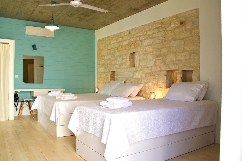 Premier Triple Room