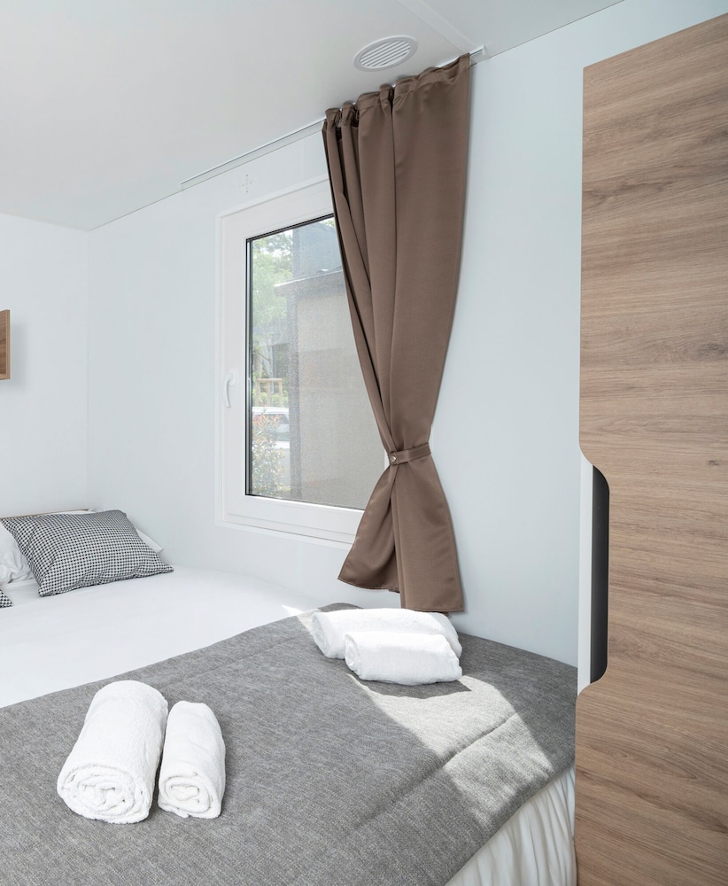 Premium Plus Mobile Home photo 1