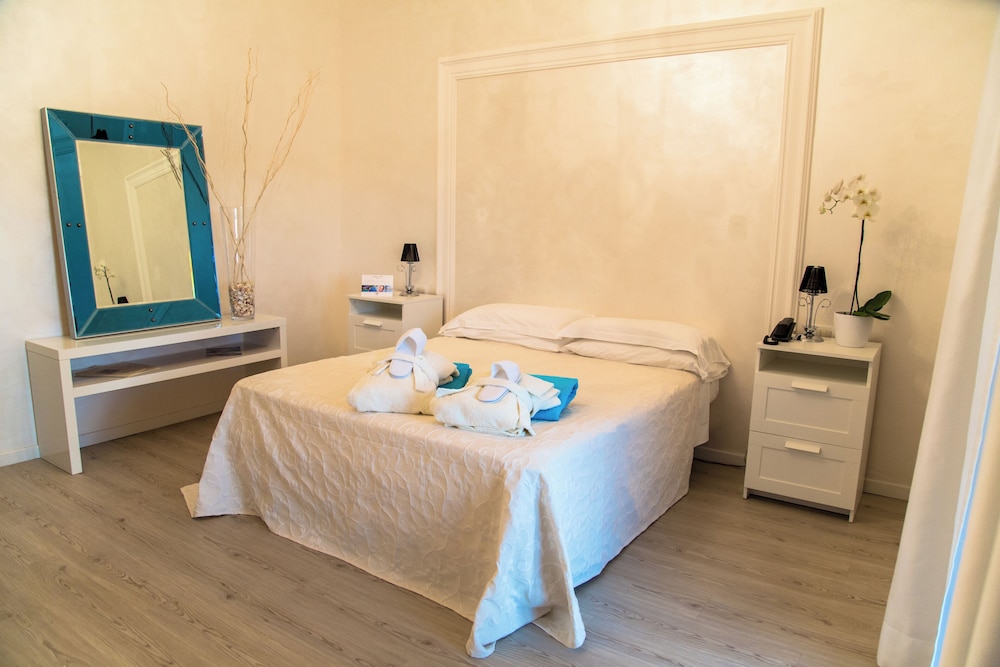 Junior Studio Suite - Photo 1