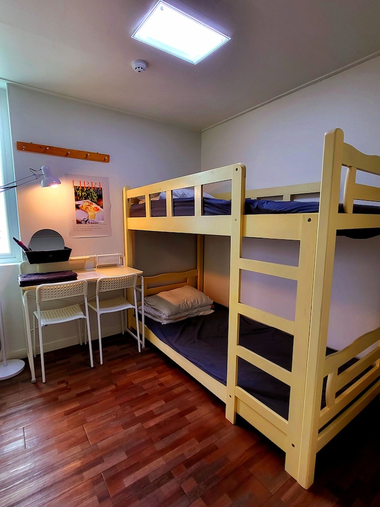 Basic Double Room - Photo 5