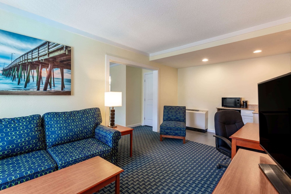 Studio Suite, 1 Queen Bed, Non Smoking