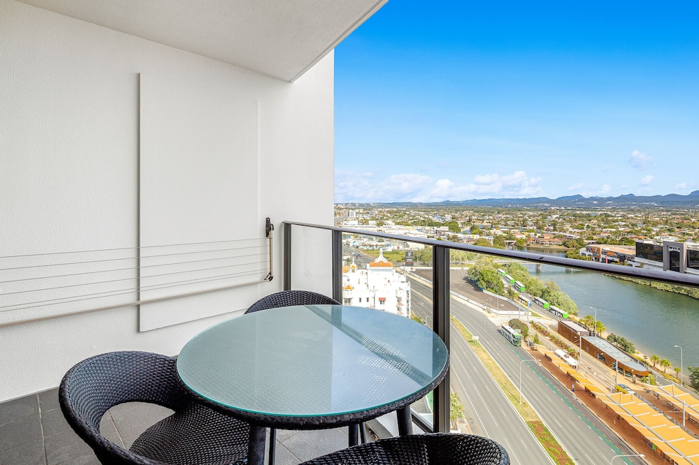Apartment, 2 Bedrooms - Photo 19