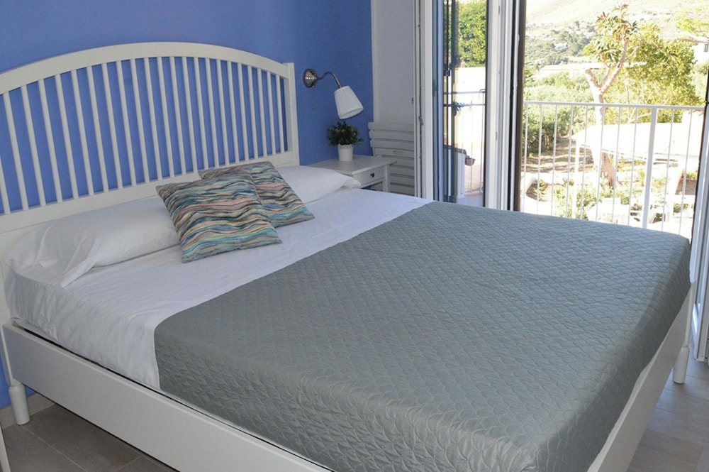Deluxe Quadruple Room, Balcony, Sea View