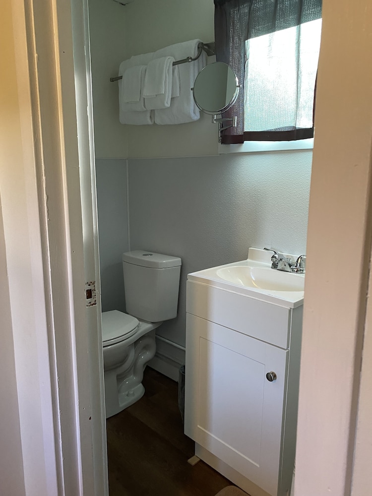 Standard Room, 2 Twin Beds, Non Smoking (B2) photo 3