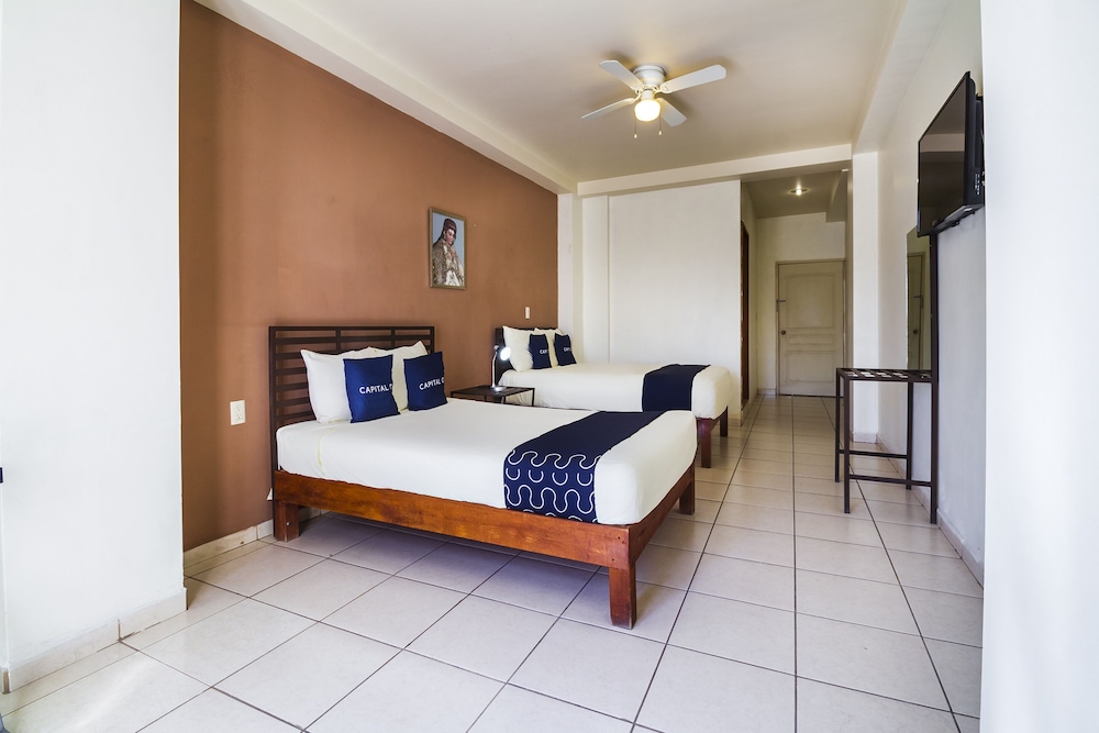Standard Room, 2 Double Beds photo 1