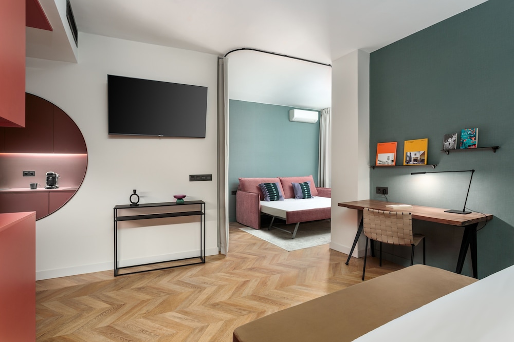 Deluxe Quadruple Room photo 3