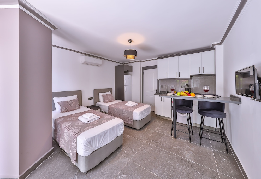 Studio, 2 Twin Beds, Sea View photo 3