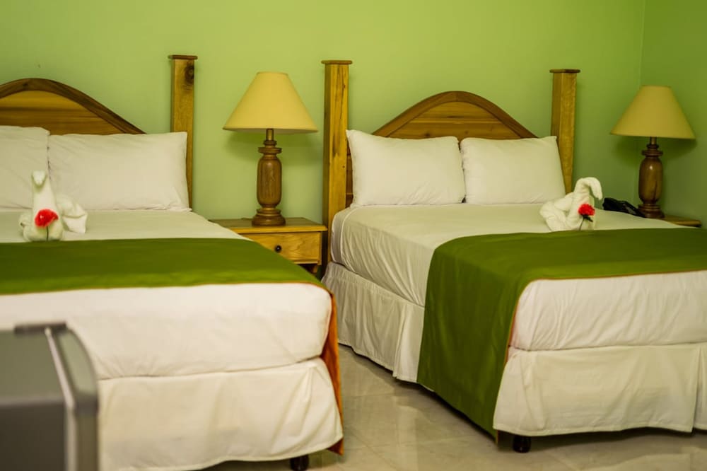 Premium Triple Room, Multiple Beds, Garden View