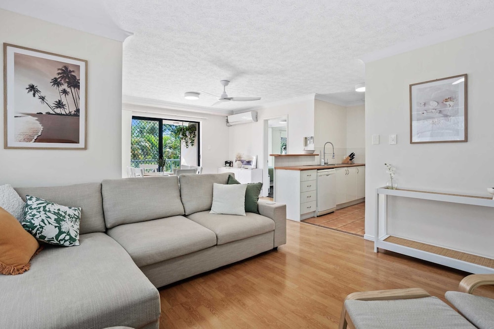 Superior Apartment, 2 Bedrooms, Garden View photo 1