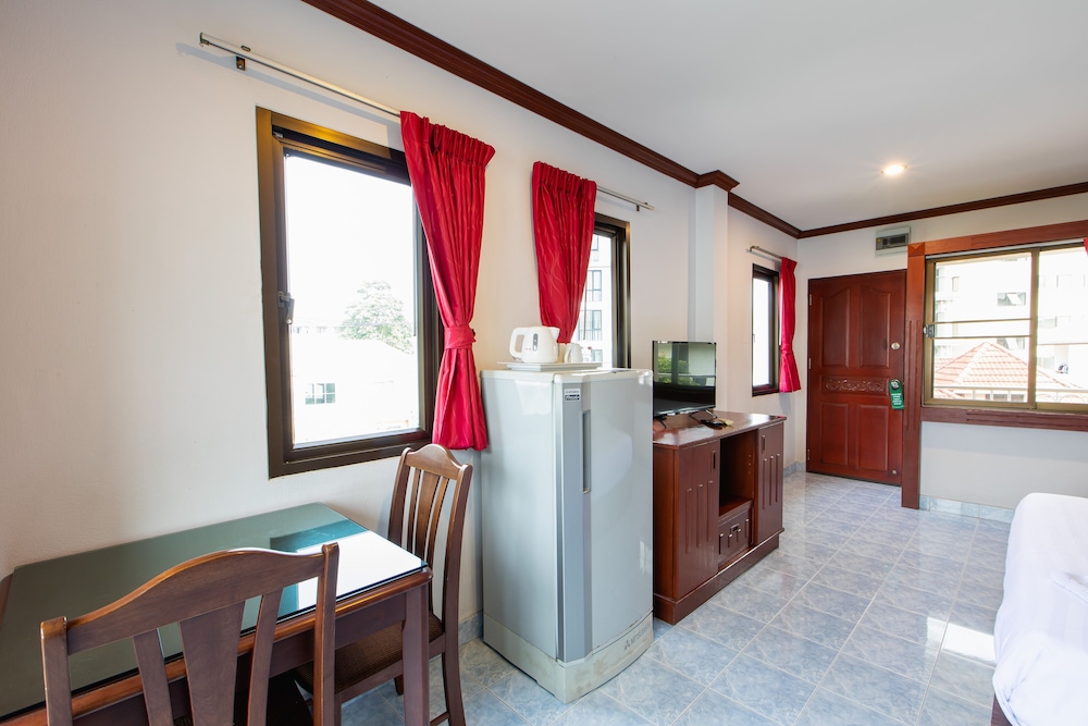 Standard Double Room - Photo 7