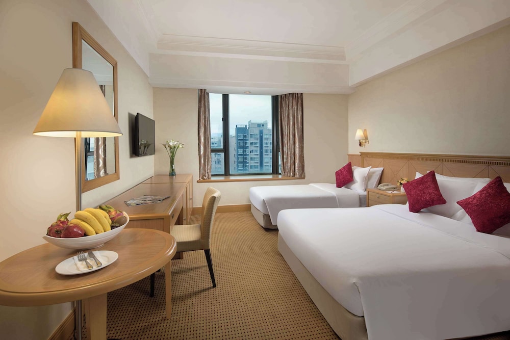 Grand Room, Multiple Beds, Non Smoking, Harbor View