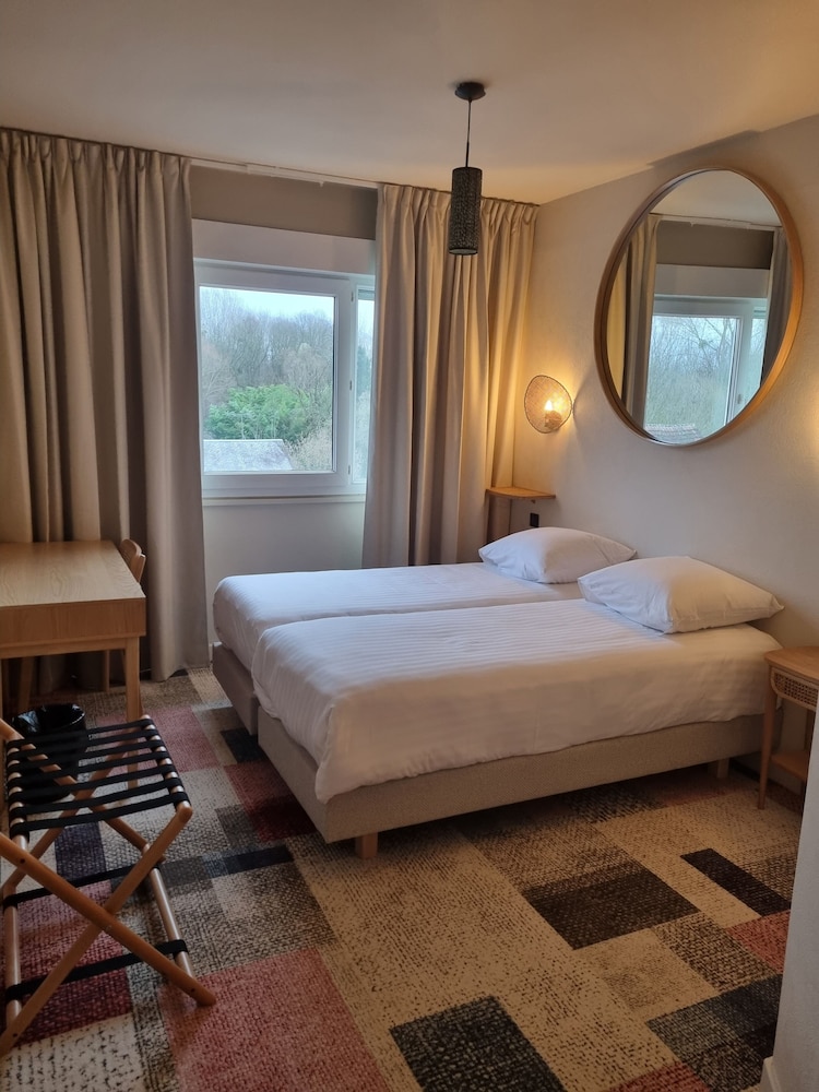 Standard Twin Room photo 2