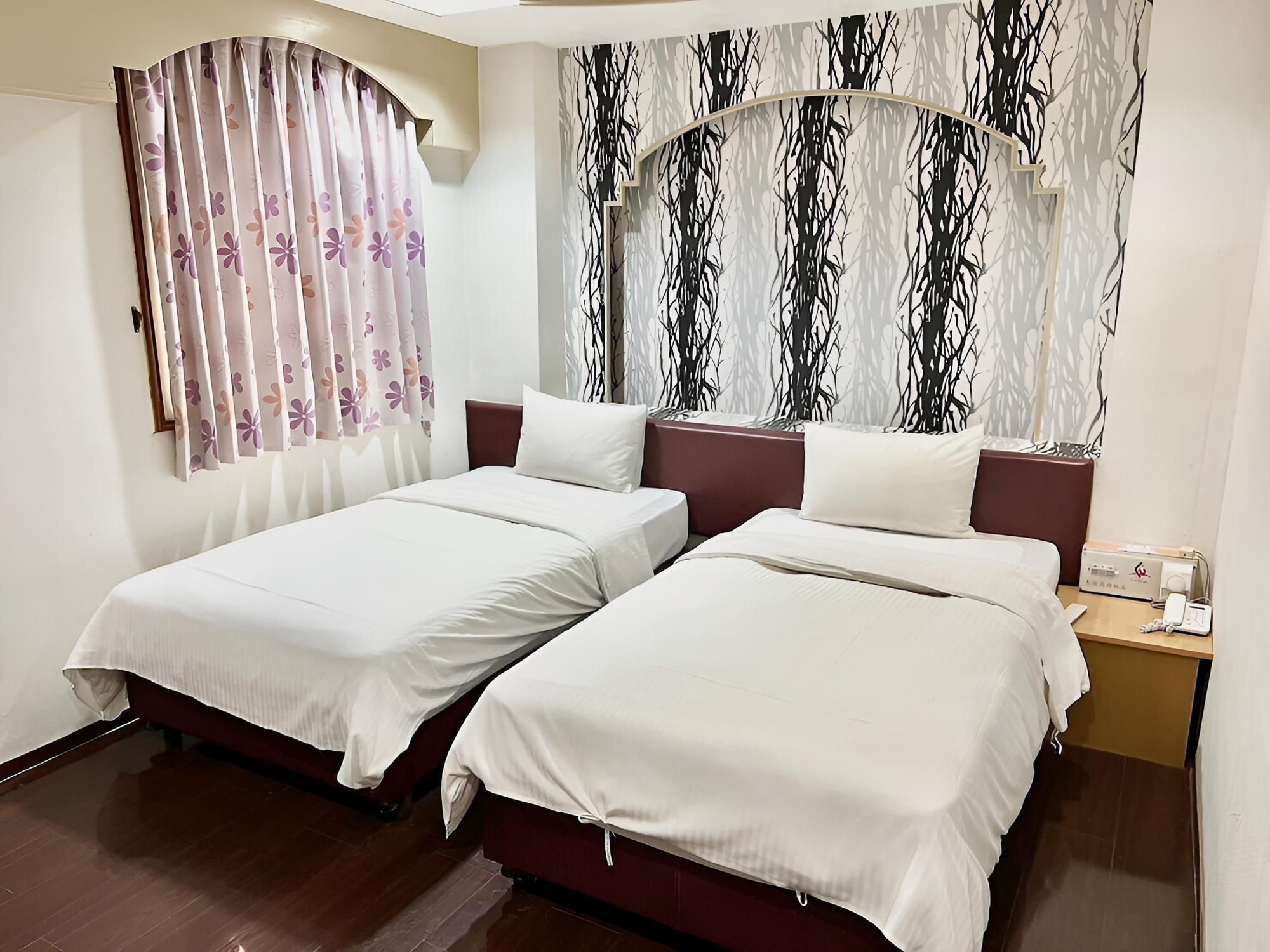 Business Twin Room photo 1