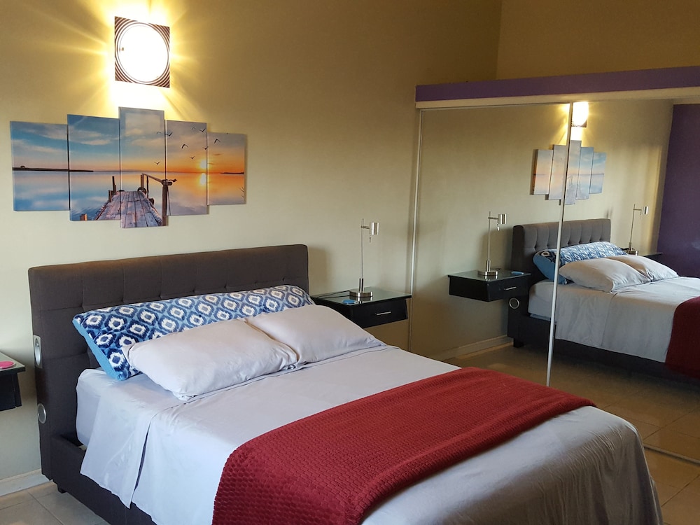 Premium Apartment, 2 Bedrooms, Mountain View
