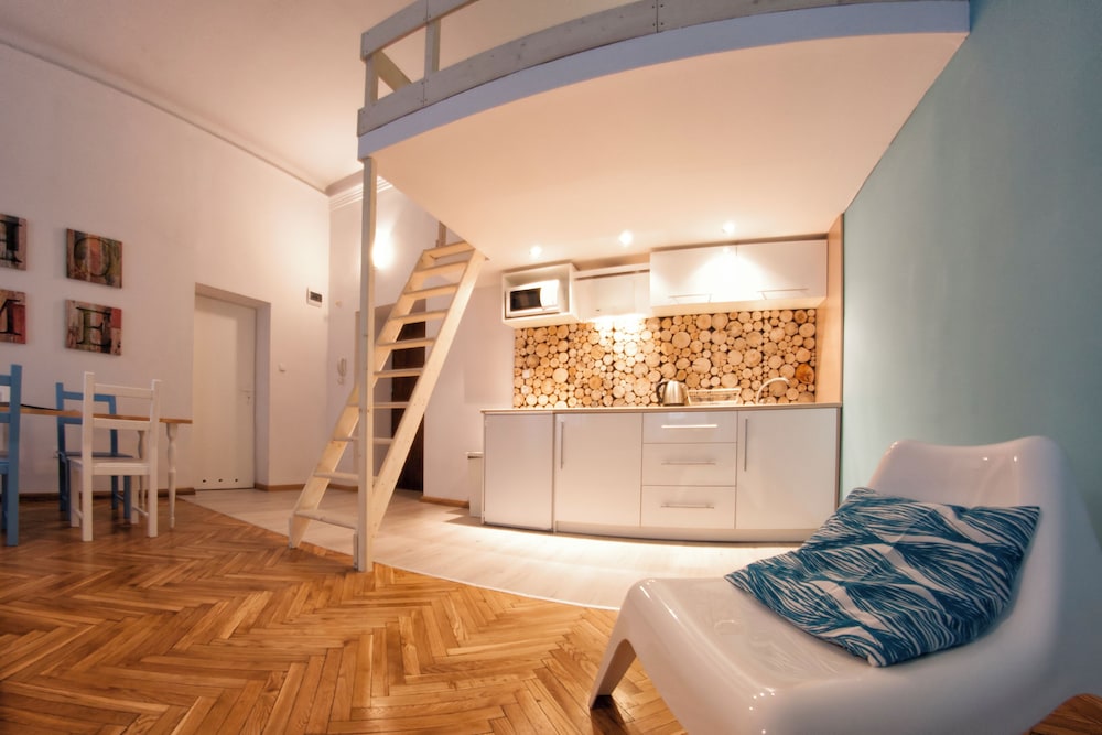 City Apartment photo 3