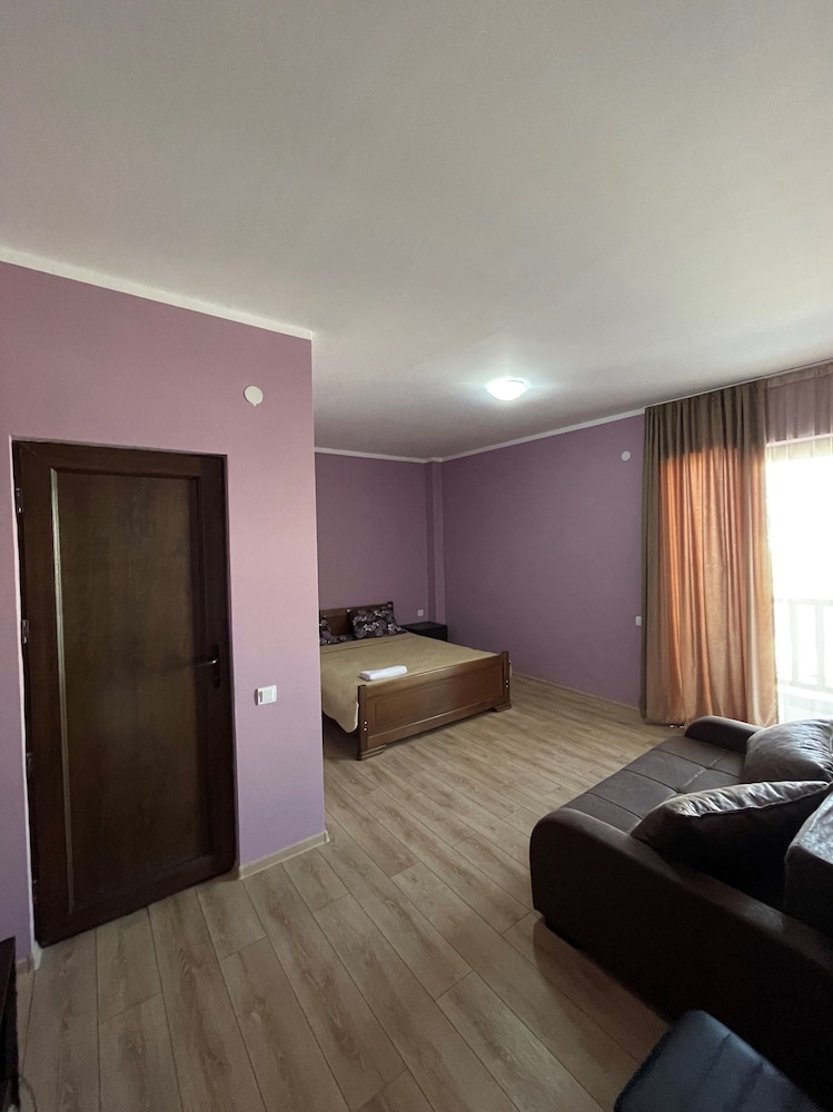 Standard Room photo 2