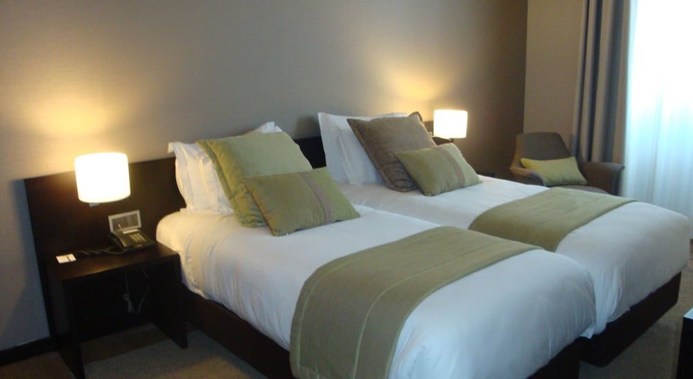 Junior Suite, City View