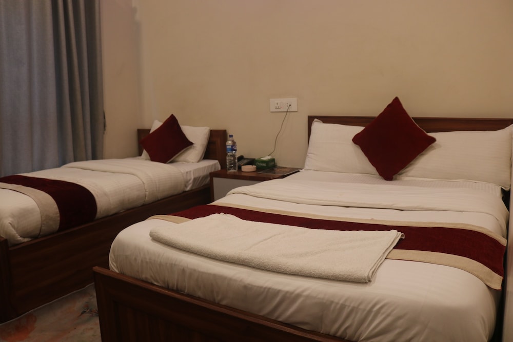 Superior Twin Room - Photo 6