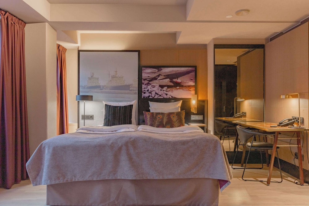 Room (Grande King Sauna)