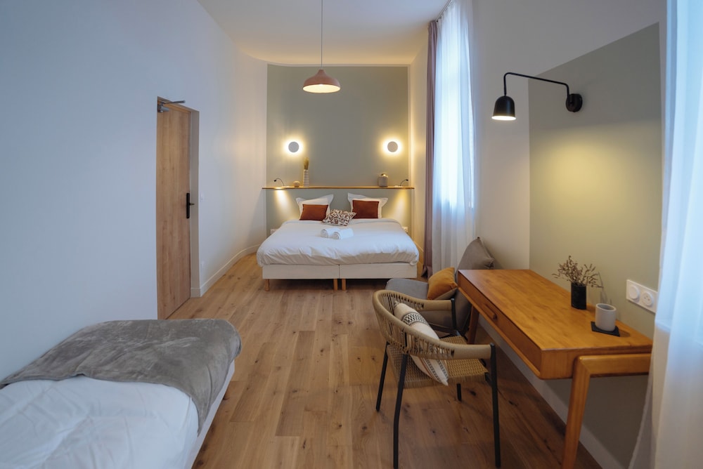 Triple Room - Photo 1