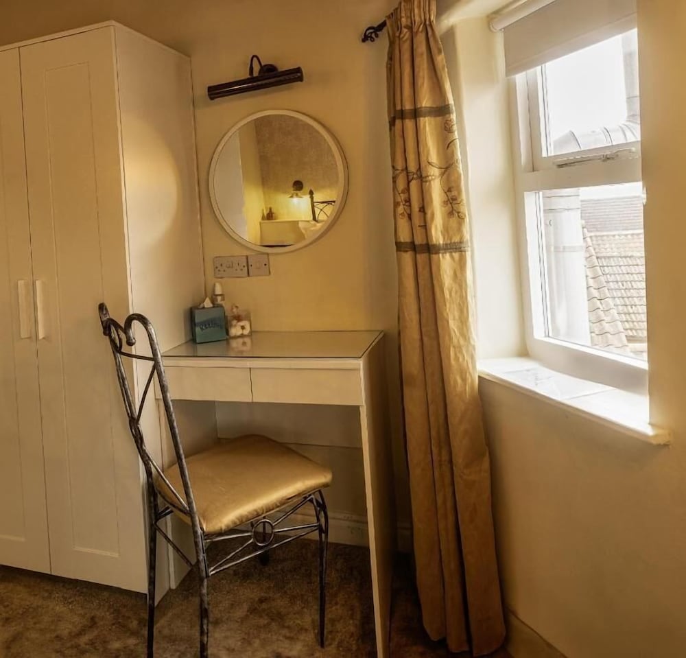 Deluxe Double or Twin Room photo 3