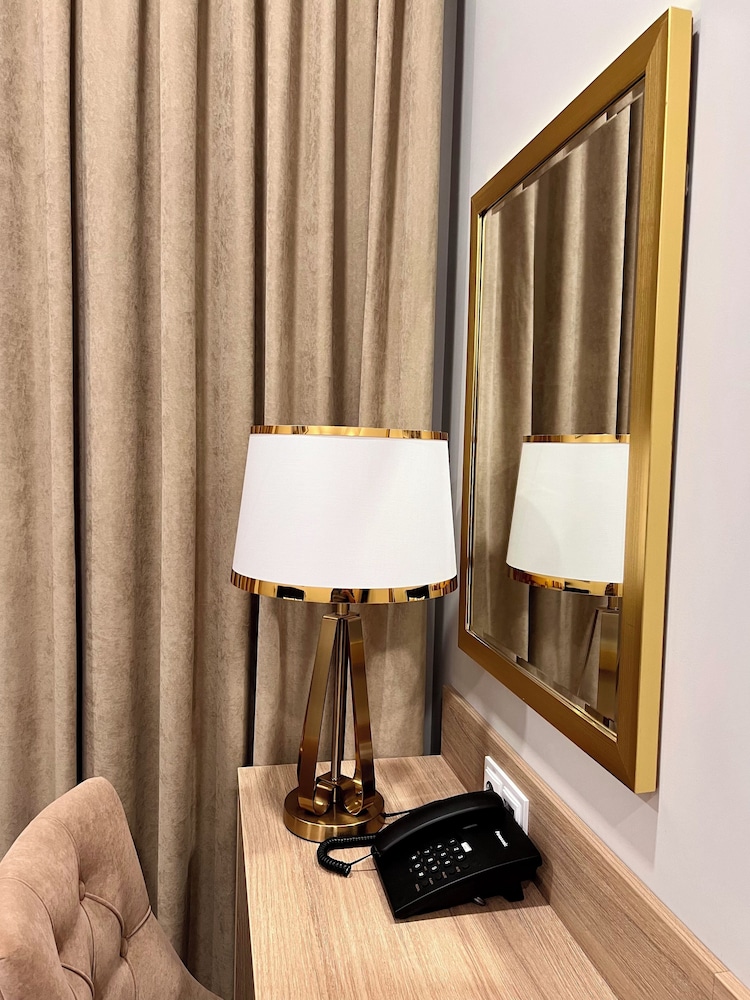 Deluxe Twin Room - Photo 6