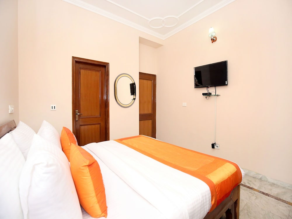 Double Or Twin Room photo 3