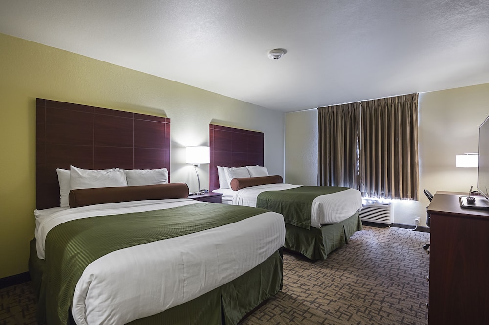 Room, 2 Queen Beds, Non Smoking photo 3