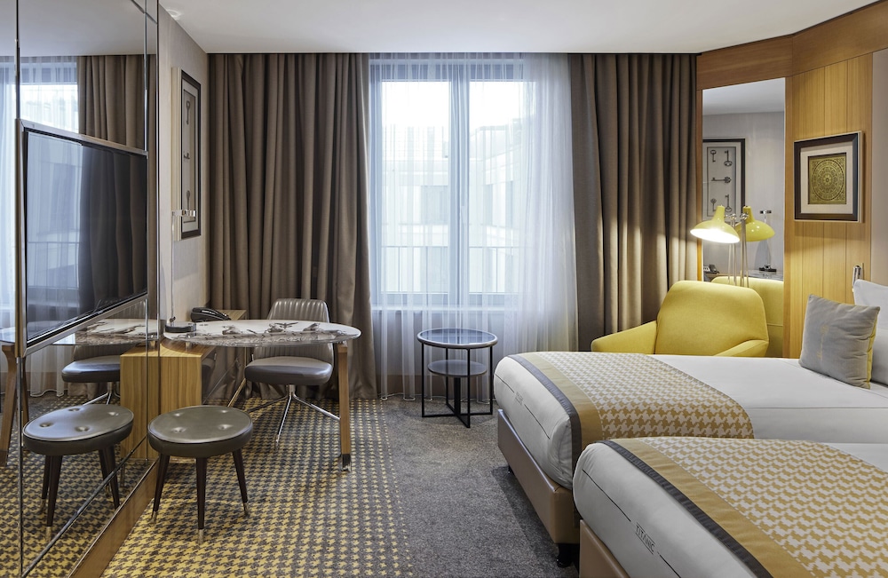 Classic Double or Twin Room photo 2