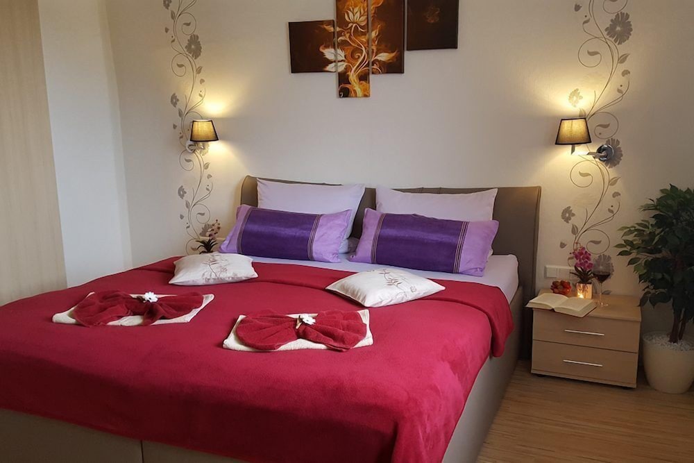 Basic Apartment, 1 Bedroom, Non Smoking, Garden View (II) photo 1