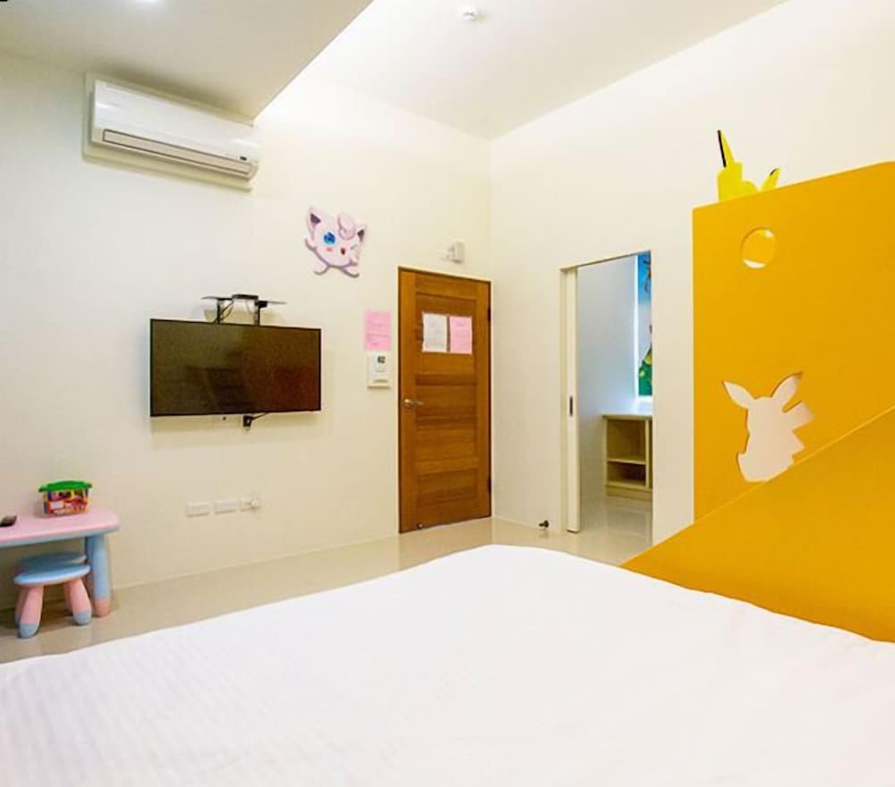 Senior Quadruple Room (202) photo 3